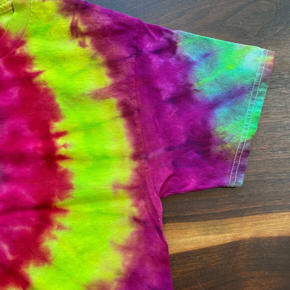 Ice Dyed Unisex T-shirt - Tie Dye Superspiral - Green Magenta (Size Small) - Picture 6 of 10